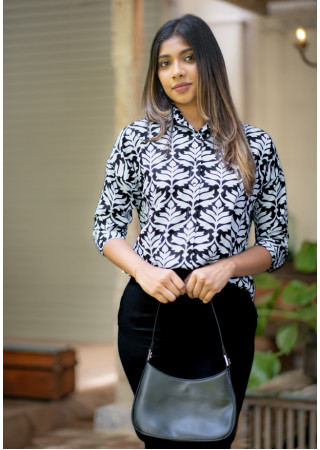 LORIDA BLACK PRINTED BLOUSE